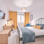 Dada Coliving & By Serendipia Turismo ゲストハウス サンティアゴ・デ・コンポステーラ
