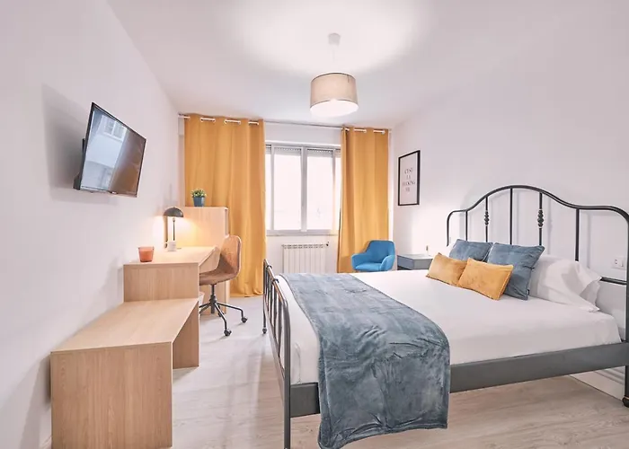 Dada Coliving & By Serendipia Turismo Pensionat Santiago de Compostela