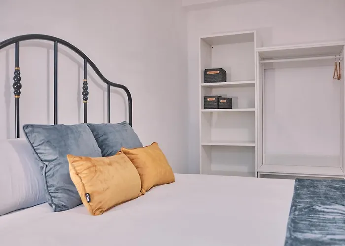 Dada Coliving & By Serendipia Turismo * Santiago de Compostela